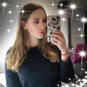 Meet your Posher, Alicia